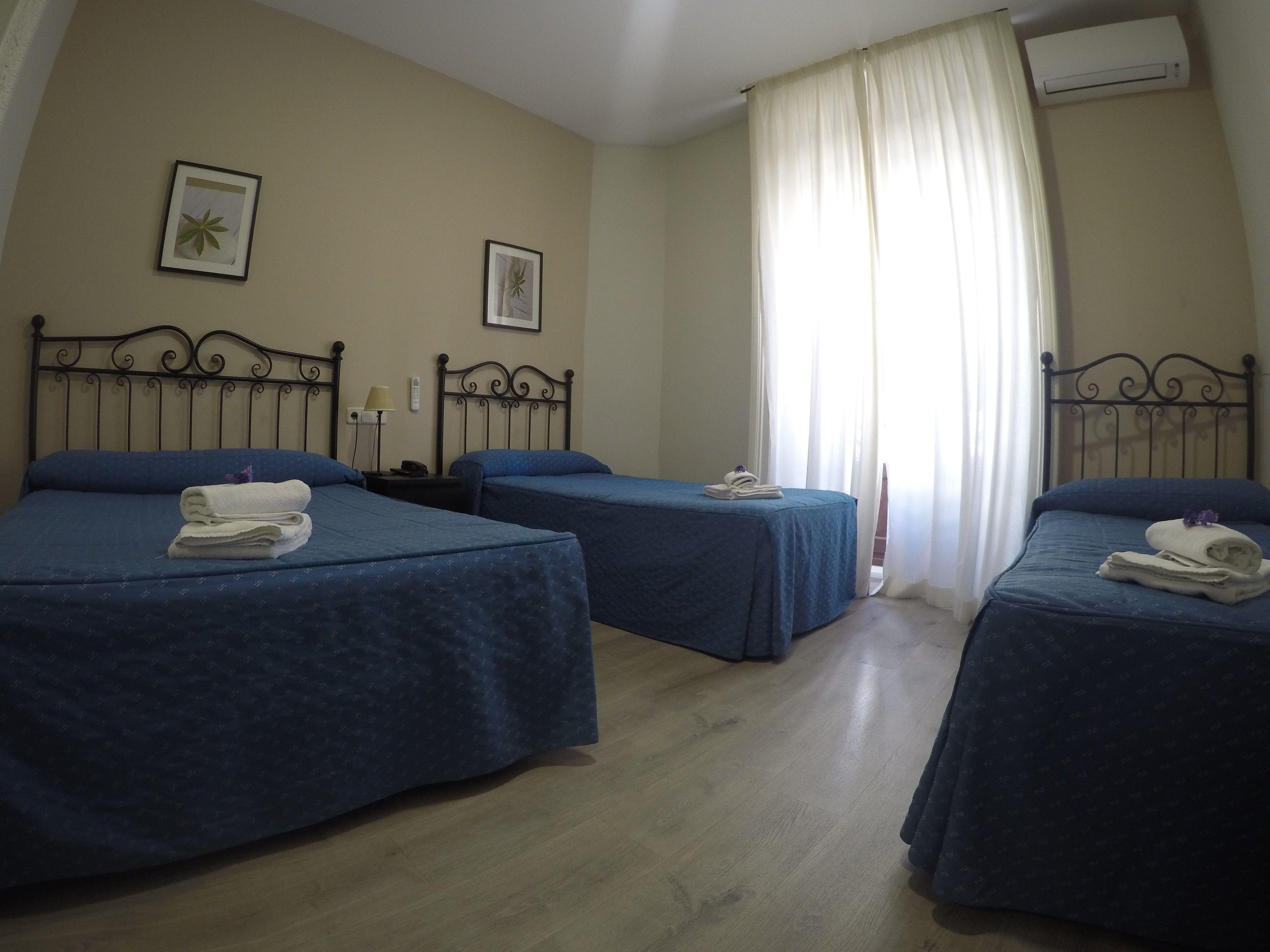 Hostal El Pilar — Photos 3